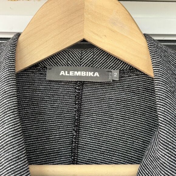 Alembika Knit Sweater Jacket Size 8 10 (2) Side Tie Black Shawl Collar Artsy - Picture 5 of 9